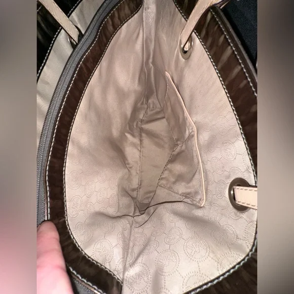 MICHAEL Michael Kors Jet Set Mirror Metallic East/West Signature Tote Bag - Picture 9 of 15